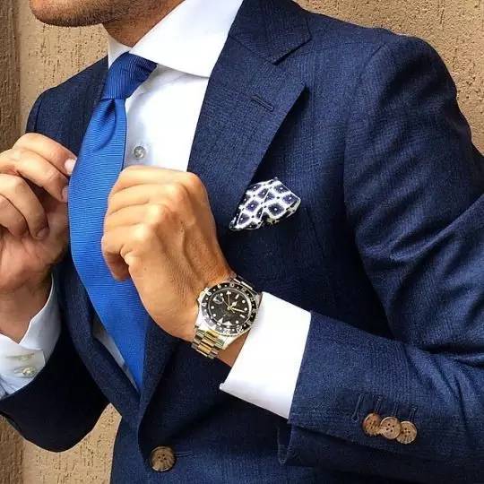 世界上最精致男人头像（世界上最精致的男装）