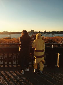 世界上最光的人，世界上最光泖