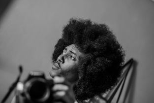 世界上最亲的俩人是谁，世界上最亲的俩人